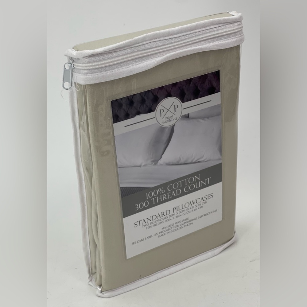 Plum & Partridge Pillow Cases Tan Standard Pillow 300 Thread Count 20” X 30” NIP
